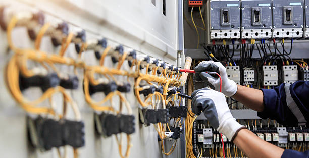 Professional Electrician technician working in Nowthen, MN